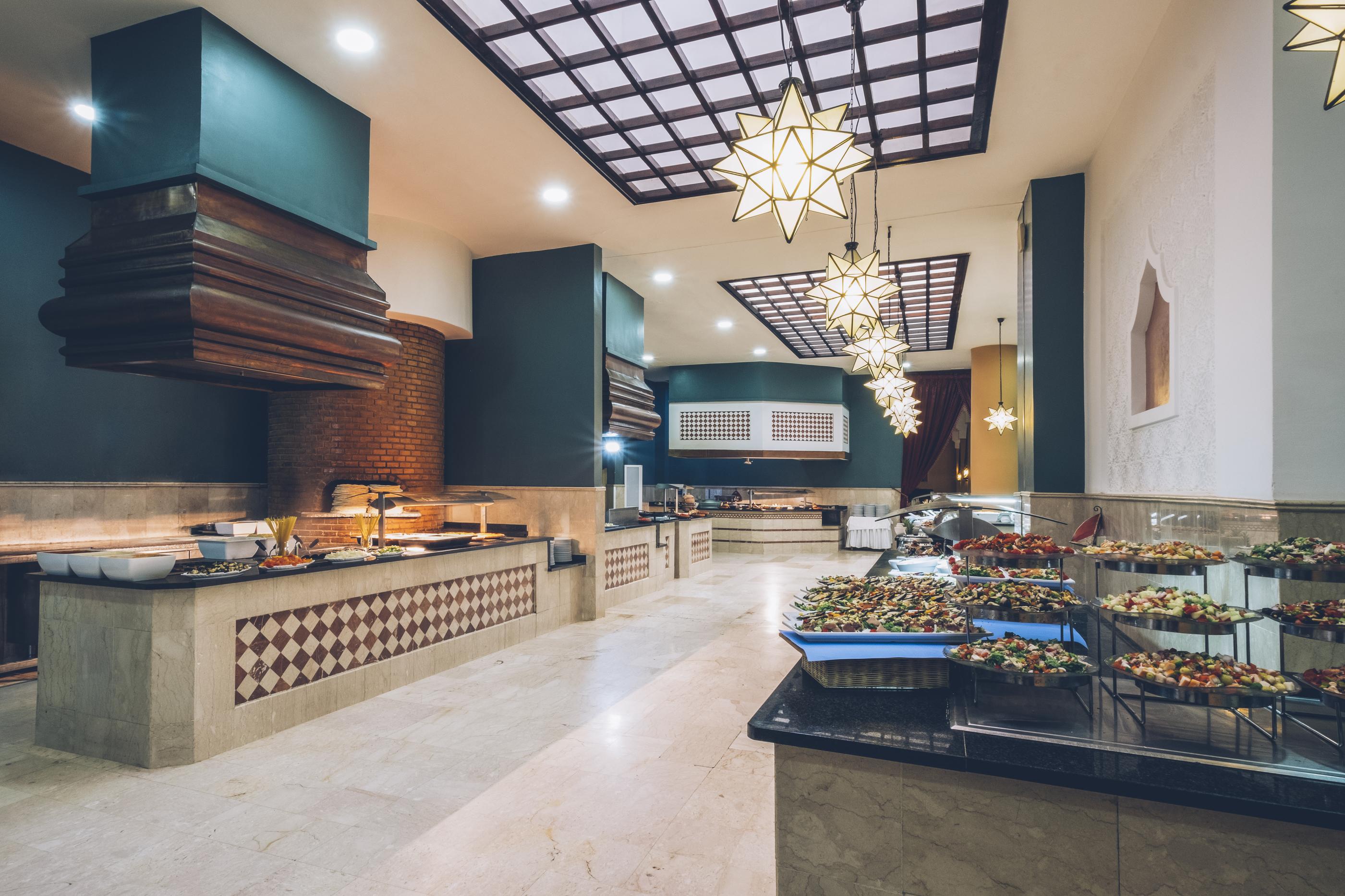 מלון Iberostar Waves Saïdia מראה חיצוני תמונה The buffet at the hotel