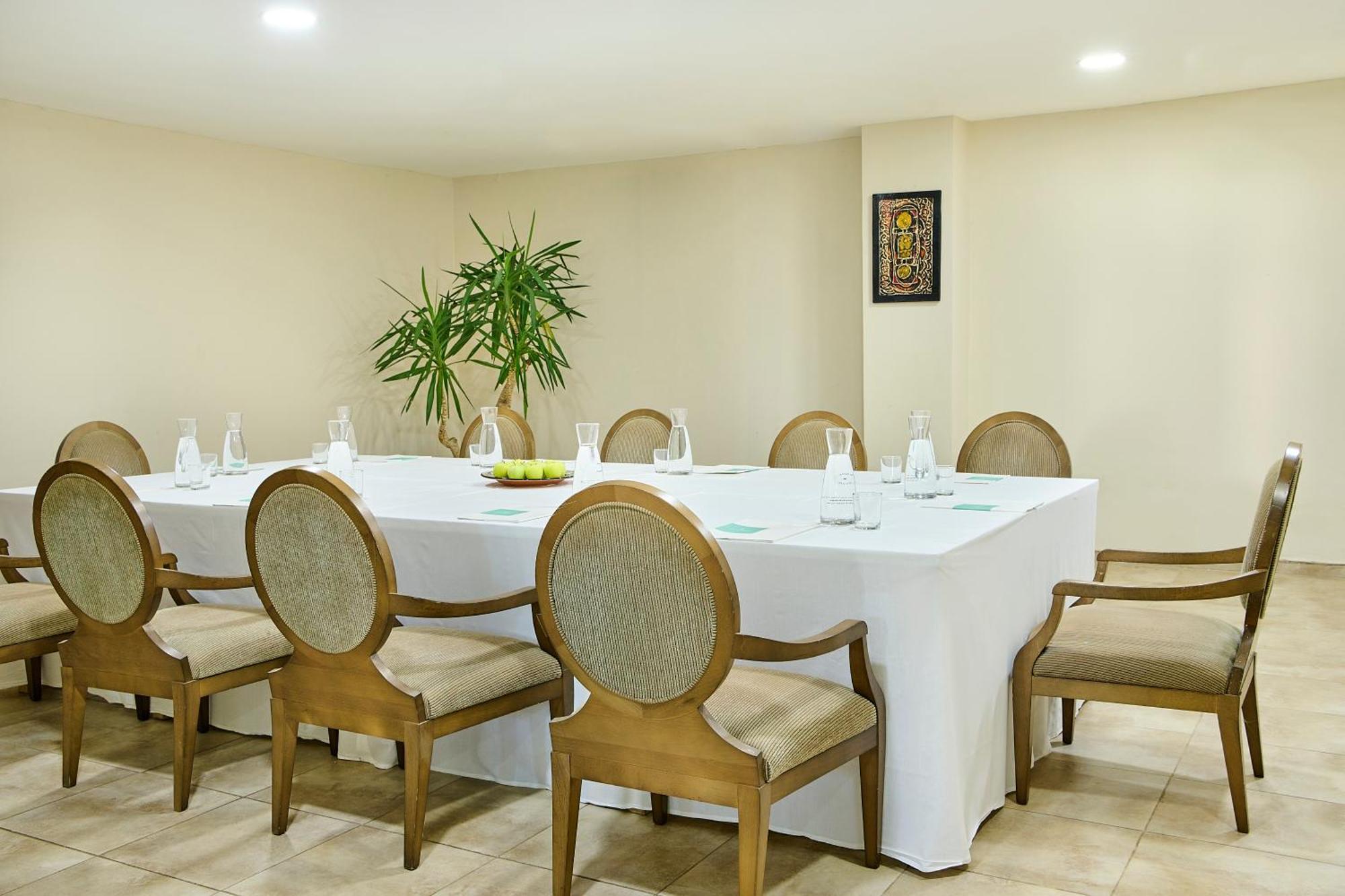 מלון Iberostar Waves Saïdia מראה חיצוני תמונה Meeting room